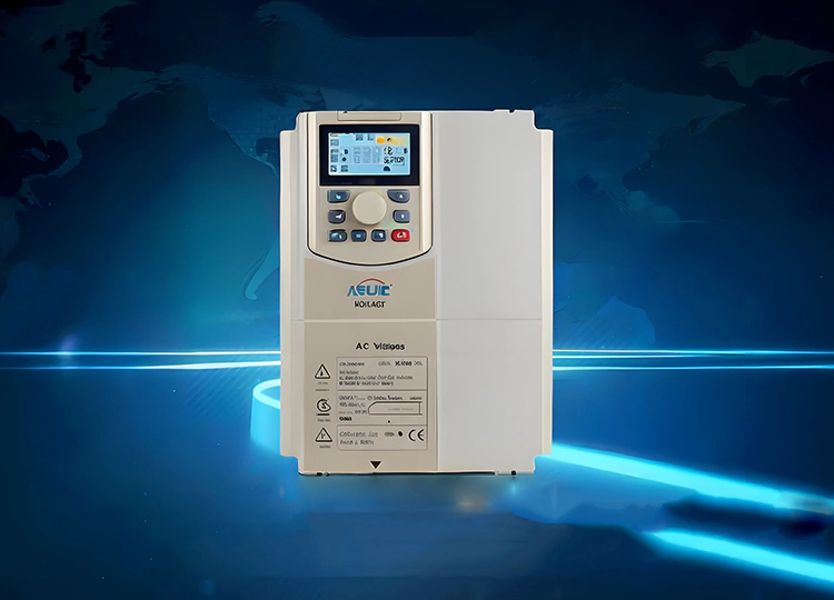 Ce este universal AC Drive‌?